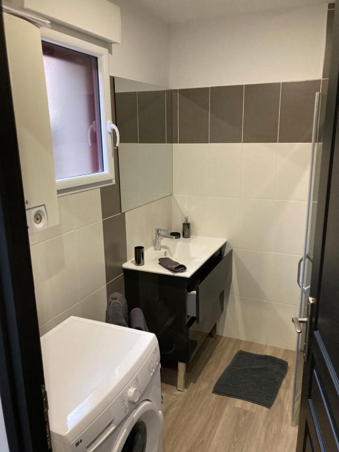 Sejour Detente A Saint-Omer - Jacuzzi Prive, Terrasse, Centre-Ville Et Parking Gratuit Εξωτερικό φωτογραφία